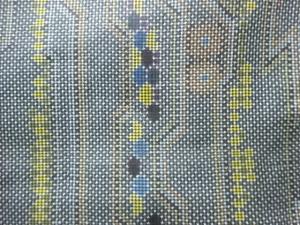 アンティーク　変わり縞に抽象模様織り出し本場泥大島紬着物